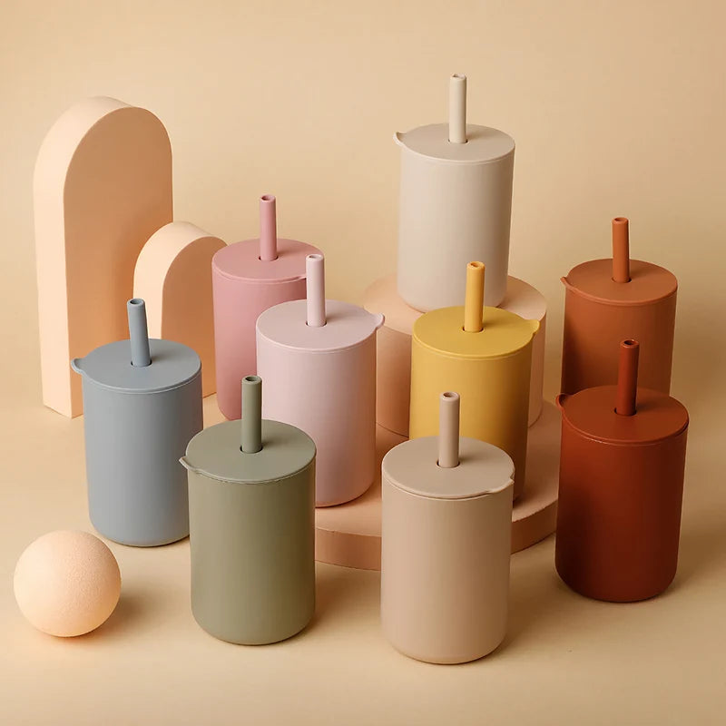 Copo de Aprendizagem com Palhinha em Silicone